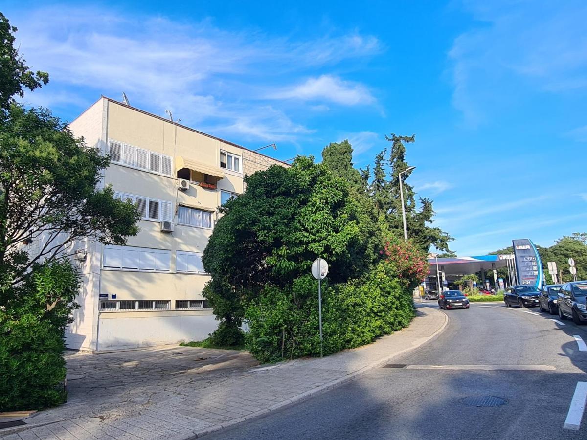 Apartment Fani With Free Private Parking 杜布罗夫尼克 外观 照片